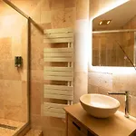 Apartment Lx203 Romantique Jacuzzi Prive -