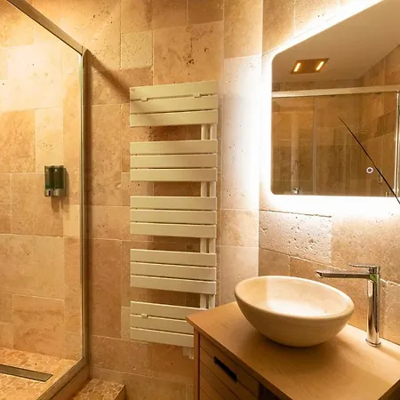 Appartement Lx203 Romantique Jacuzzi Prive -