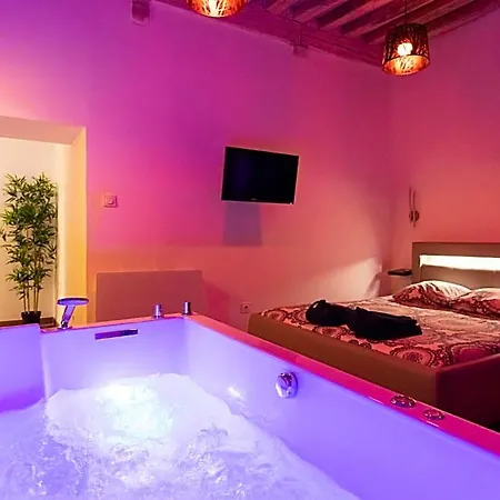 Lx203 Romantique Jacuzzi Prive - * Dijon