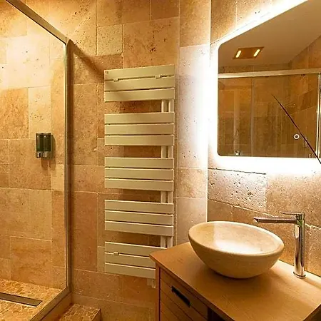 Lx203 Romantique Jacuzzi Prive - Dijon